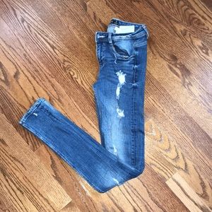 Zara Jeans - Zara Trafaluc Ripped Jeans Zara Jeans - Zara Trafaluc Ripped Jeans